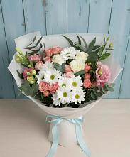 Букет цветов из:  Розы, Лизиантусы и Хризантемы в Троицкий