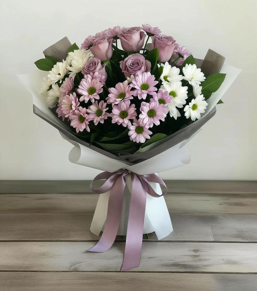Букет цветов из: Хризантемы и Розы в Троицкий