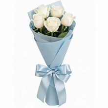 Букет 5 Белых роз Проуд в Троицкий