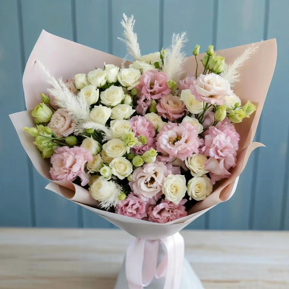 Букет цветов из: Альстромерии и Розы в Троицкий