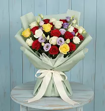Букет цветов из:  Розы в Троицкий