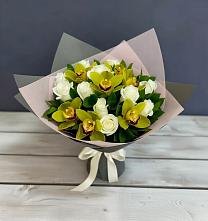 Букет цветов из:  Орхидеи и Розы в Троицкий