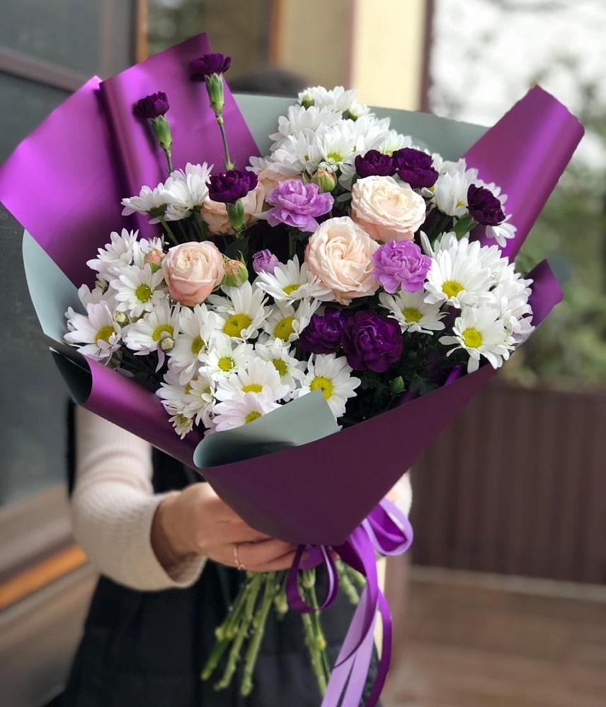 Букет цветов из: Хризантемы, Гвоздики и Розы в Троицкий