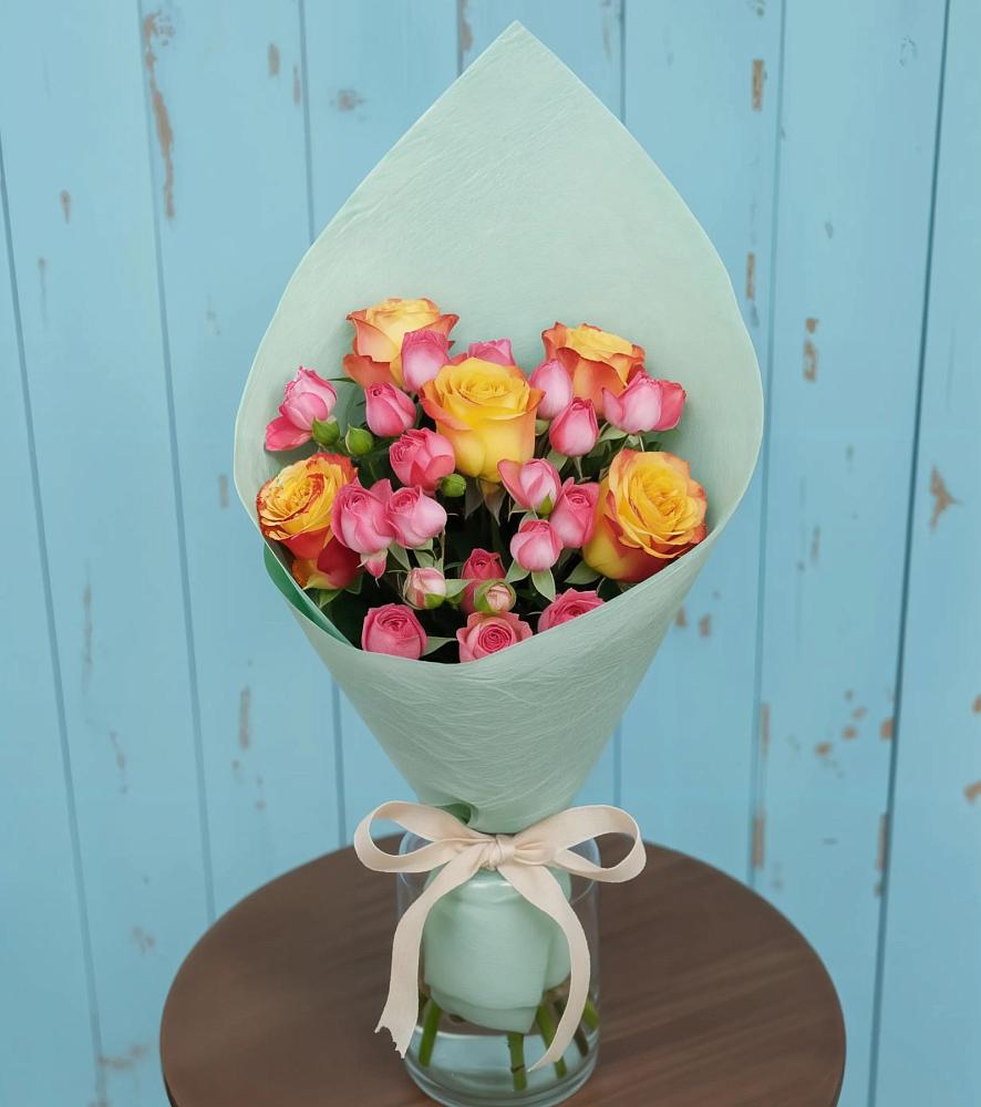 Букет цветов из: Розы в Троицкий