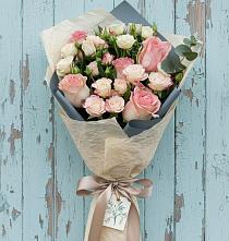 Букет цветов из:  Розы #REPLACE_PRED# Троицкий