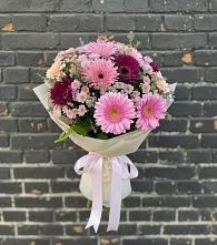 Букет цветов из:  Герберы и Хризантемы в Троицкий