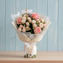 Букет цветов из:  Розы в Троицкий