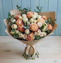 Букет цветов из:  Альстромерии и Розы в Троицкий