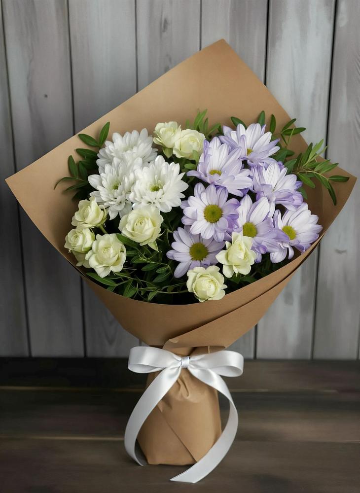 Букет цветов из: Хризантемы и Розы в Троицкий